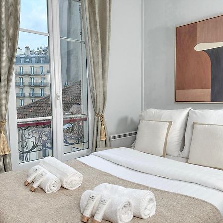 Stunning Apartment Near Eiffel Tower Paris Exteriör bild