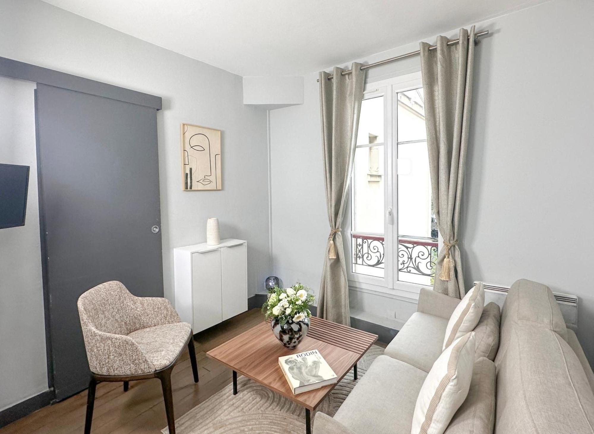 Stunning Apartment Near Eiffel Tower Paris Exteriör bild