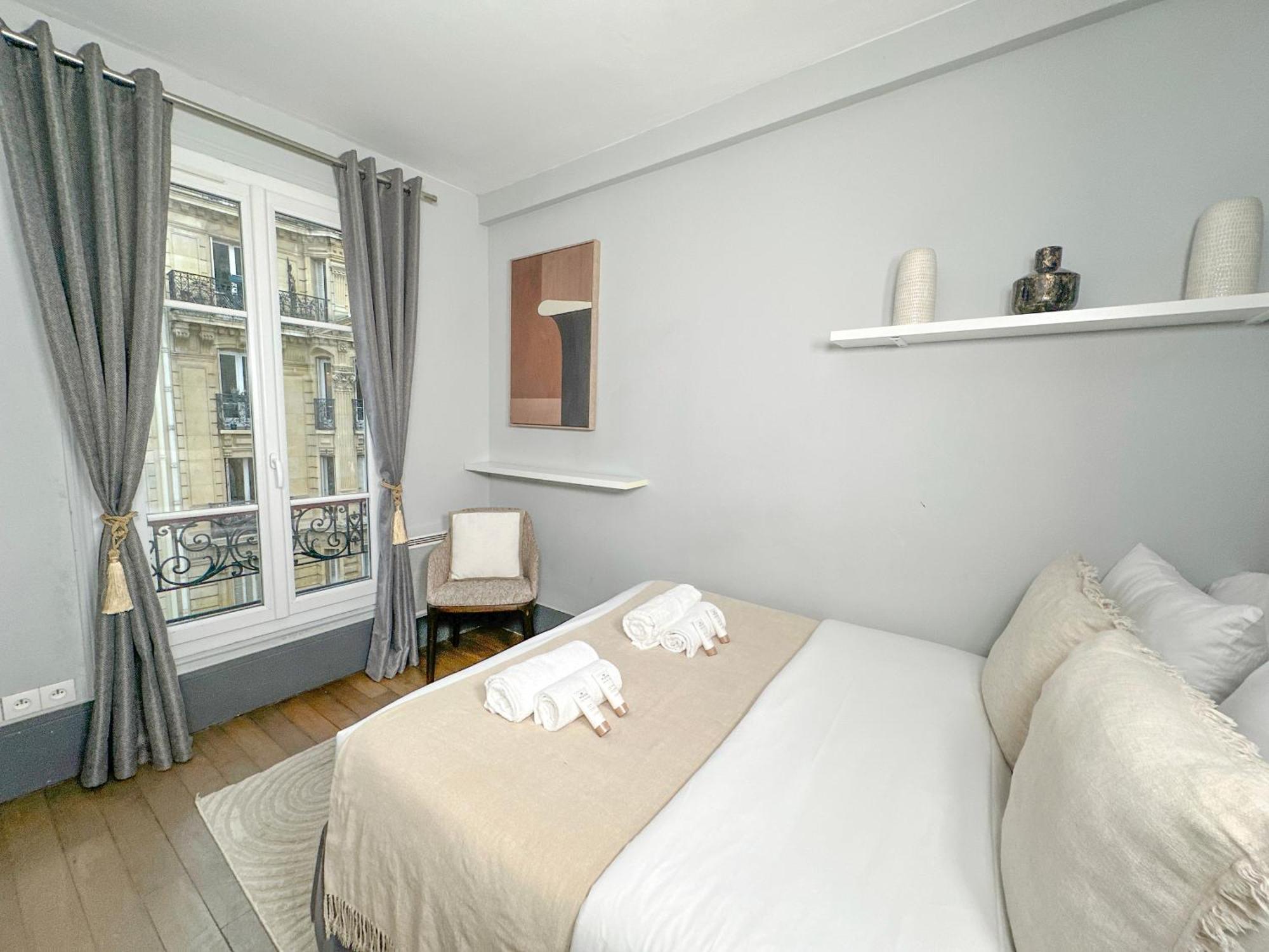 Stunning Apartment Near Eiffel Tower Paris Exteriör bild